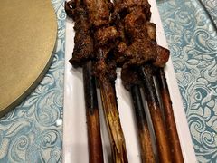 戈壁滩红柳烤肉-巴扎美食·新疆菜·西域歌舞表演餐厅(新疆大厦店)