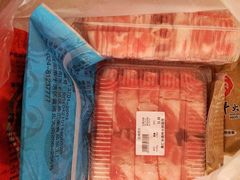 -鼎汇丰火锅烧烤食材超市(保工店)