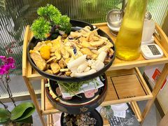 -一朵菌·野生菌探索家火锅(南亚店)