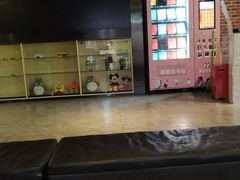 -中影荟星激光影城(西丽店)