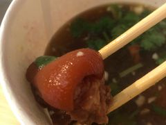猪蹄-友生风味小吃(营平农产品市场店)