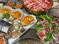 -围炉肉舍丹东海鲜烤肉·烤活鳗(步行街店)