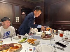 -Wolfgang’s Steakhouse 沃夫冈牛排馆(上海白玉兰广场店)