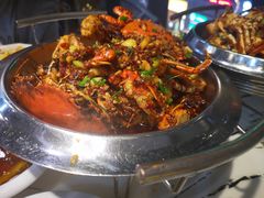 -凤凰路何眼镜香辣蟹(花果园店)