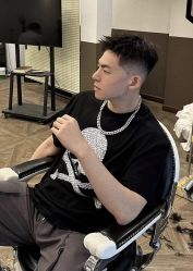 -贝勒爷专业男发