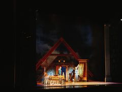 -交通银行前滩31演艺中心