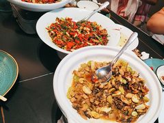 -鸽子侯·家宴·平价海鲜(绿地店)