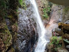 -南昆山川龙瀑布