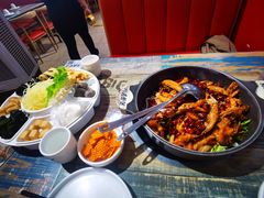 -鸡遇虾煲干锅火锅(小寨金莎店)
