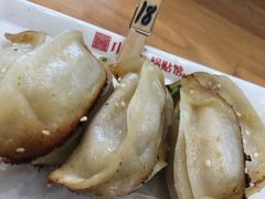 -小姜锅贴(凤凰街店)