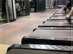 -乐刻运动健身精品馆(览秀城店)