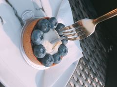 -UNI UNI(环亚凯瑟琳店)