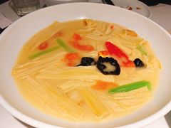 -汤城小厨•粤菜•靓汤(金宝街店)