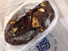 巧克力欧包-巴黎贝甜(大宁国际商业广场店)