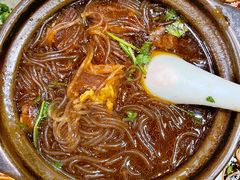 牛腩粉丝砂锅-南京大牌档(香港广场店)