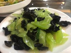 -丰满楼