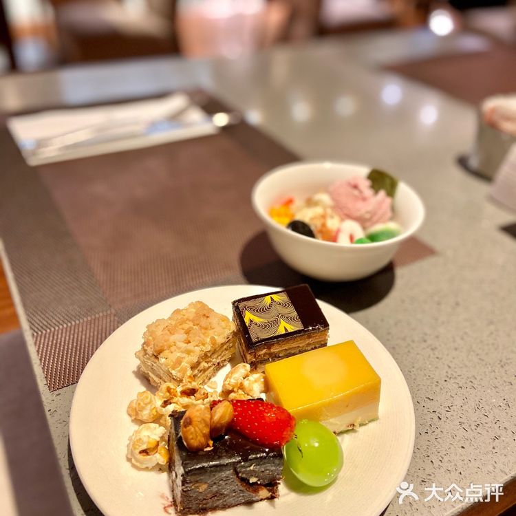 广州探店｜隐藏在天河里的高性价比五星级酒店自助餐