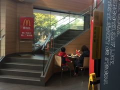 门面-麦当劳(乳山路店)
