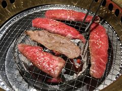 -山川小町·极番烧肉(新地假日广场店)
