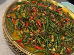 -有红鸡毛店·川菜(建设路店)