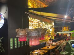 -吃饭皇帝大土家民族菜(正大广场店)