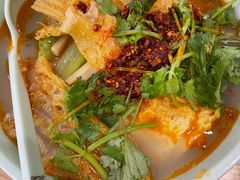 三鲜螺蛳粉-家味螺蛳粉&烤鱼(五角场店)