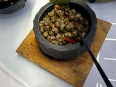 -刘姐啤酒鱼民族演艺餐厅(西街总店)