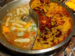 -四小区火锅·巷子里的重庆火锅(花照壁店)