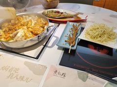 -黄记煌三汁焖锅(新佳丽江汉路店)