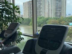 -爱健家高端社区健身工作室(丁香路店)