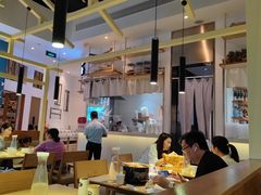 大堂-关东小磨东北菜(上海长风大悦城店)