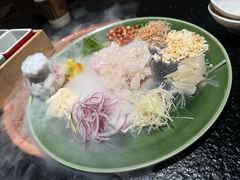 -得意咚瓜·顺德鱼生·冬瓜火锅(深圳首店)