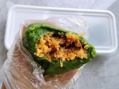 蛋黄肉松青团-光明邨大酒家(淮海路店)