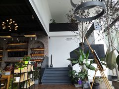 -桉树林A coffee 森林餐厅(三圣乡店)