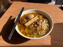 招牌肉臊面-顺溜·手工刀削面·黑金店(铜锣湾店)