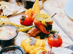 -Mark&Mars Restaurant
