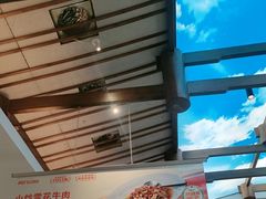 -阿瓦山寨·湘菜现炒·剁椒鱼头王(咸阳总店)