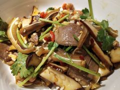 -费大厨辣椒炒肉(万家丽一店)