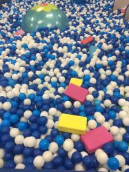 -孩子王童乐园(西安盛龙店)