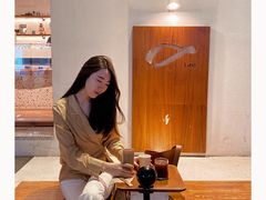 -Line 咖啡(石厦花园店)