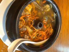 -菌自由丨野生菌火锅特色庭院餐厅(丽江古城店)