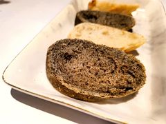 餐前面包-壳里西餐厅Coquille Seafood Bistro(蒙自路店)