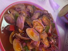 香辣花甲-海盗船. 龙虾烧烤. 酒馆