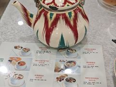 -汗腾格里·风味餐厅(新疆驻京办店)