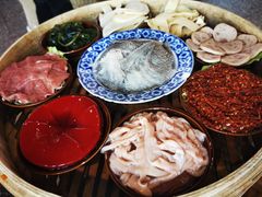 碗碗鲜鸭血-董眼镜火锅(洪崖洞总店)