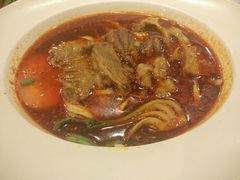 金牌麻辣牛肉面-康师傅私房牛肉面(马泉营奥莱店)