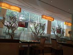 -上海浦东假日酒店逸庭咖啡厅