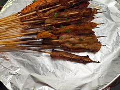 -何师烧烤Pro ·江湖川菜·小龙虾·精酿(太古里旗舰店)