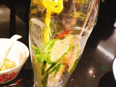青柠水果茶-老头儿油爆虾·知味杭州(爱琴海购物中心)