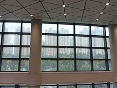 -上海跨国采购会展中心